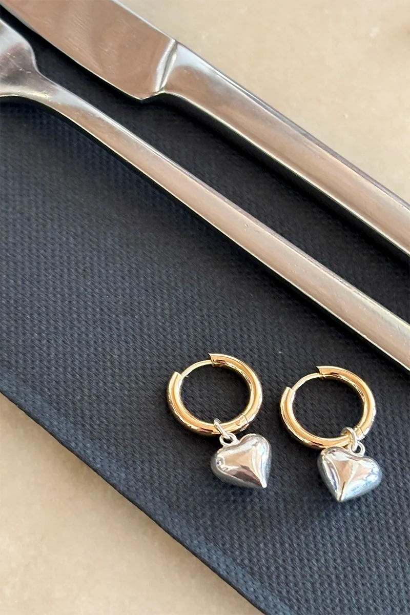 Aubrey — Gold hoop earrings product view 3