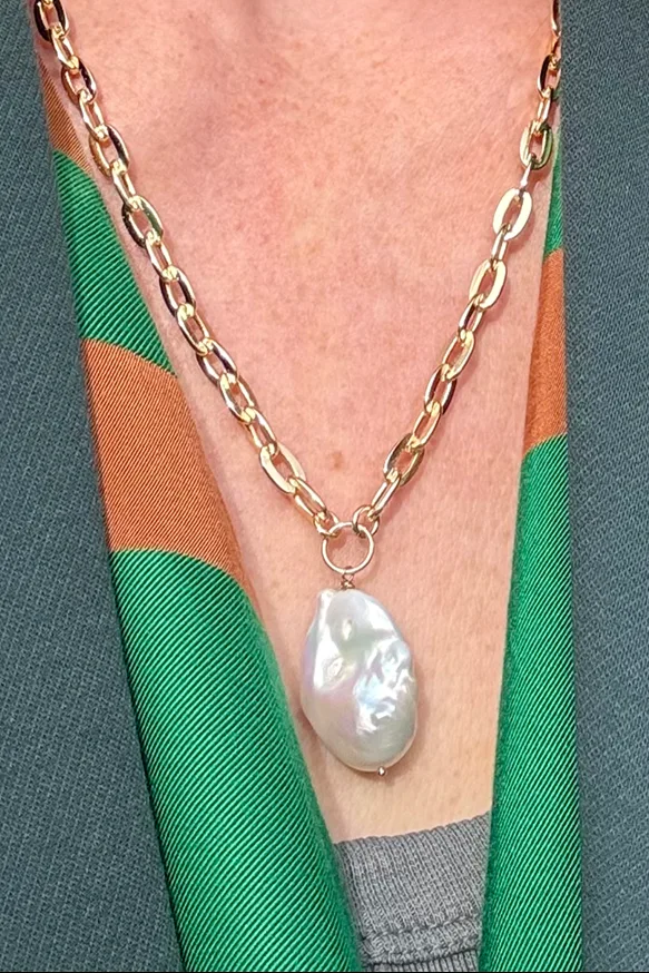 Delphine — Gold Necklace Chain product view 5