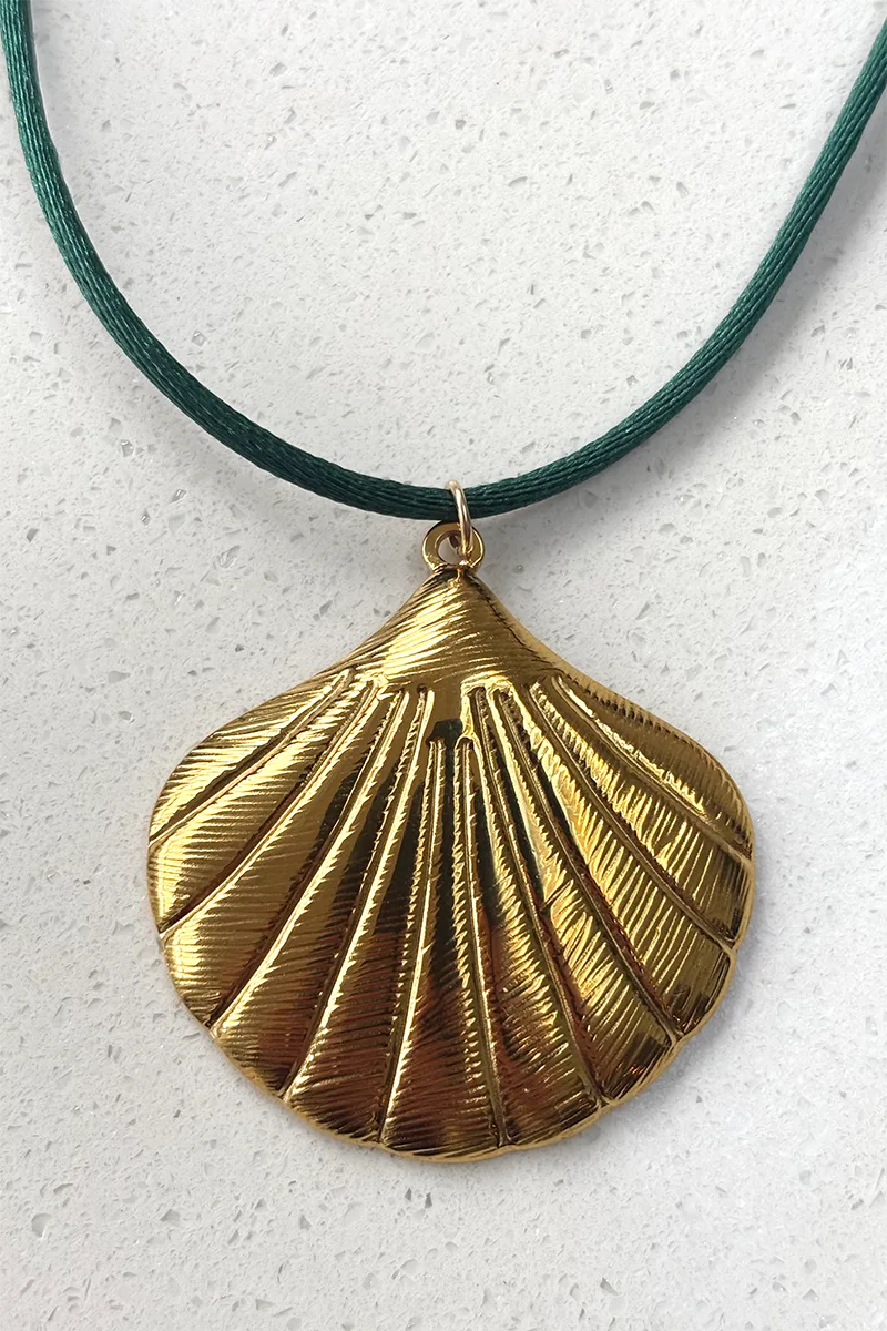 Scallop Shell — Cord Necklace product view 1