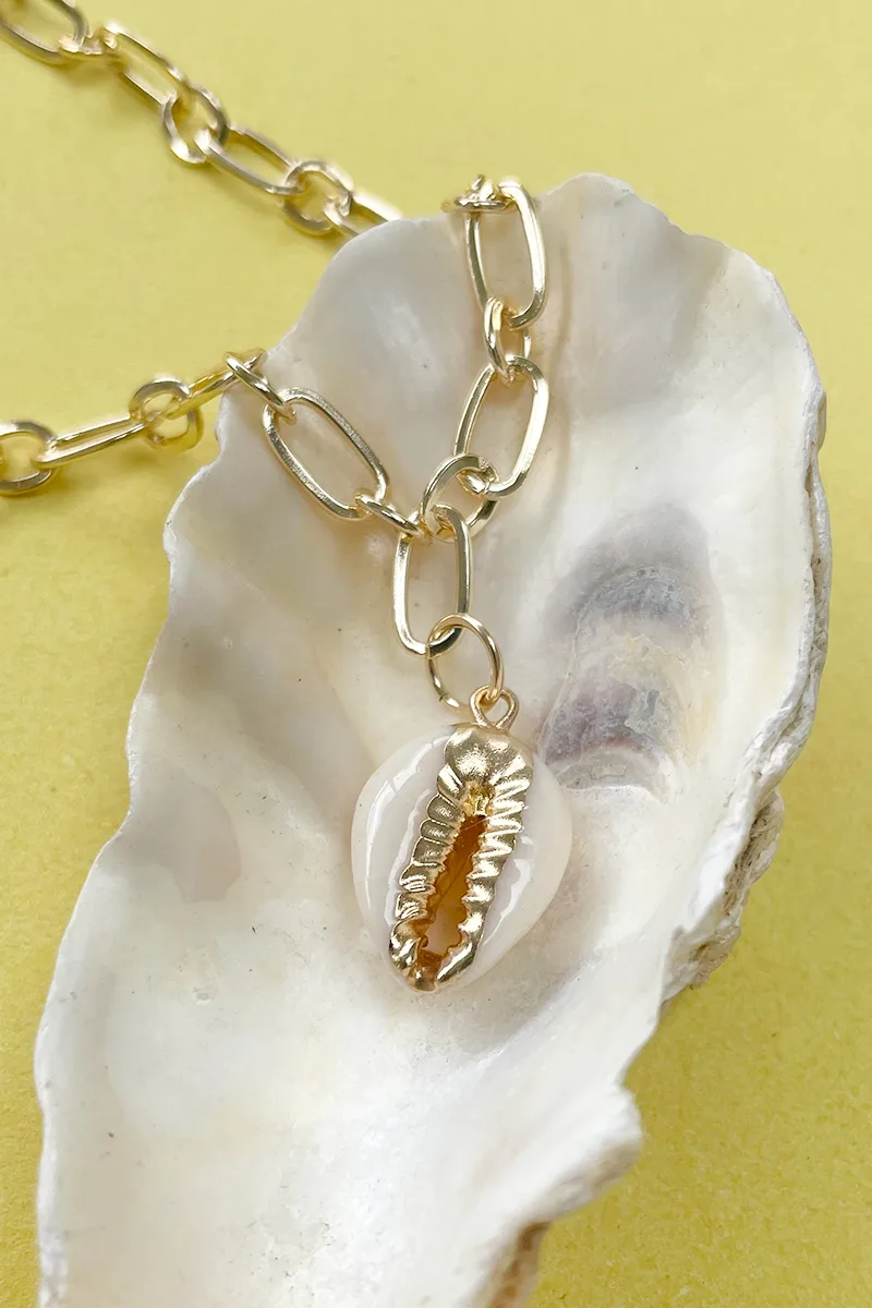 Cowrie — Gold Necklace Chain product view 2