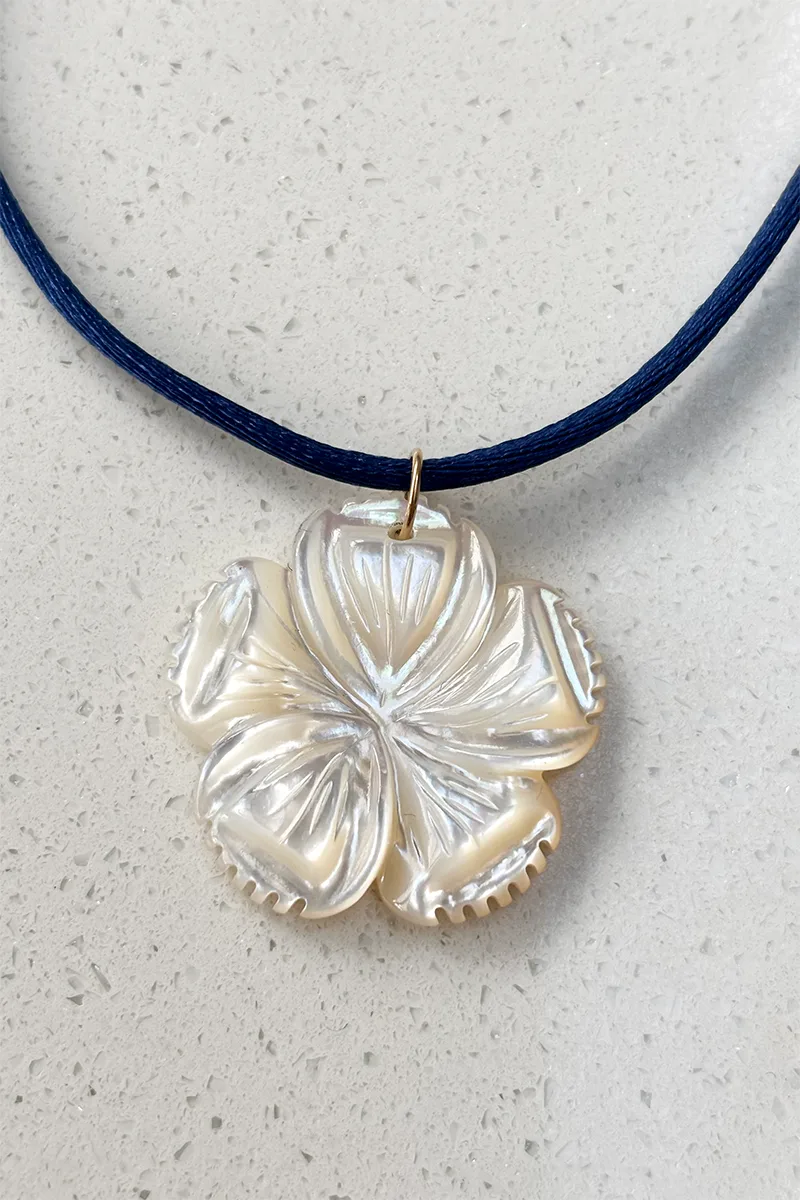 Pearly Flower — Cord Necklace product view 1